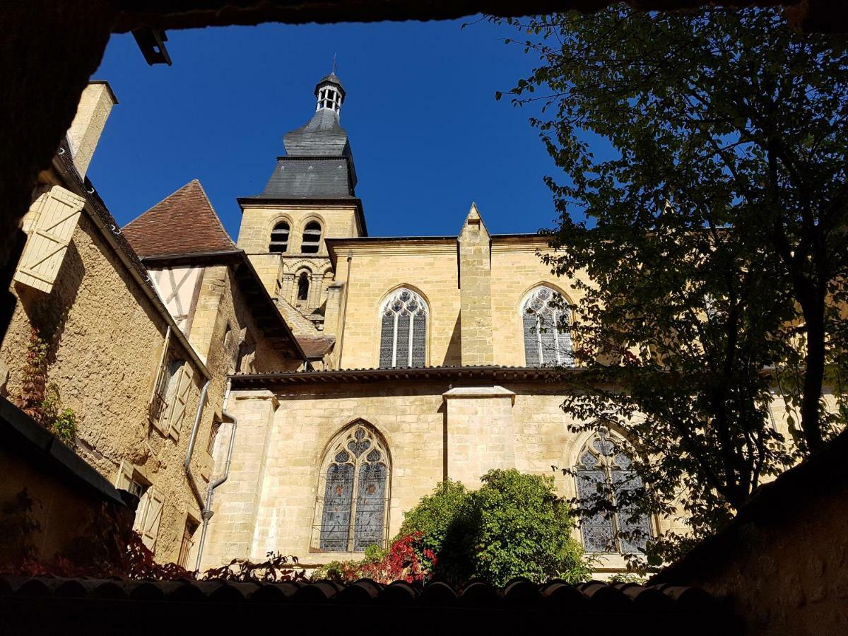 Appartement Le Cardinal Sarlat-la-Canéda Zewnętrze zdjęcie